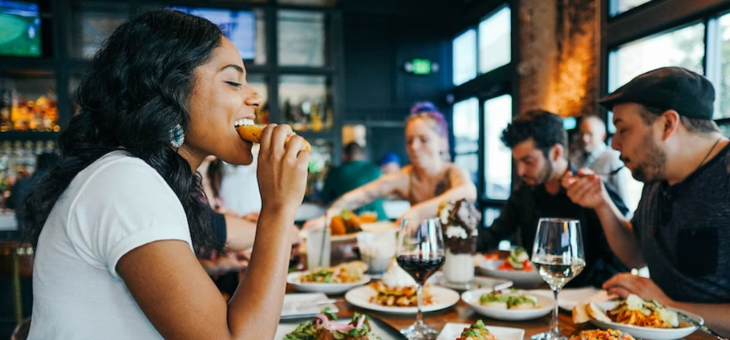 Restaurant Industry Award Guide [MA000119]